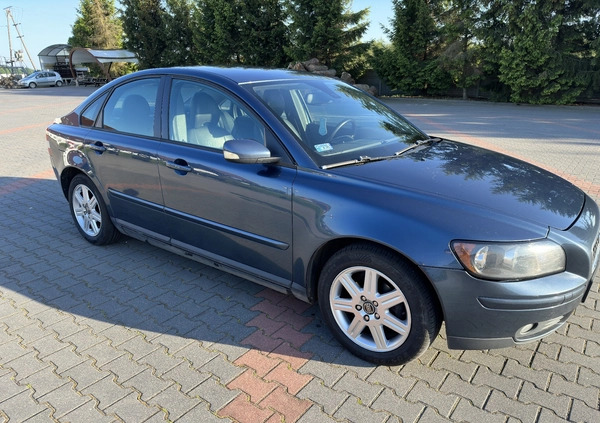 Volvo S40 cena 16000 przebieg: 282000, rok produkcji 2006 z Iława małe 121